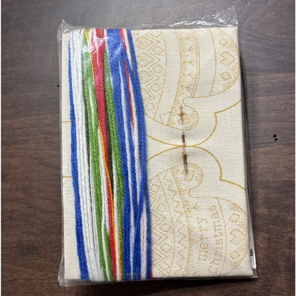 Vtg Jiffy Stitchery Christmas Mittens Ornament New Sealed Winter Decor #163 3-D - Picture 4 of 4